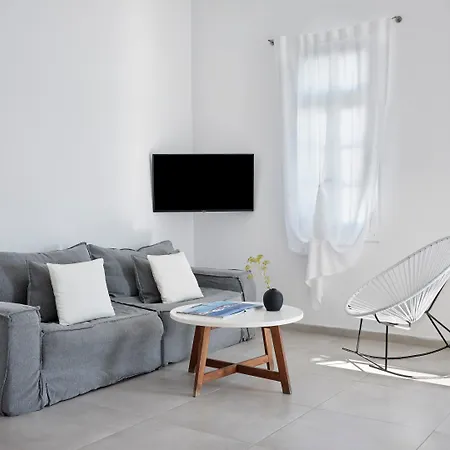 Pietra E Mare - Mykonos Moments By Mr And Mrs White